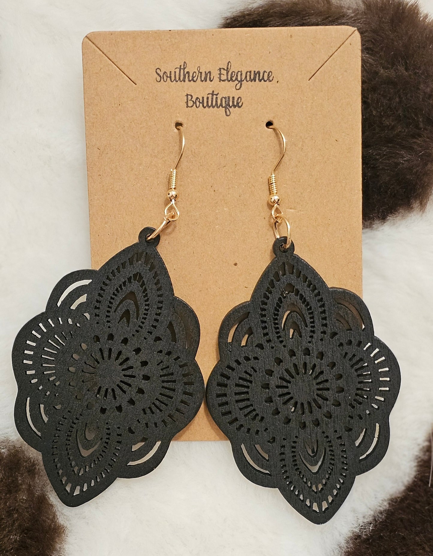 Wooden Pattern Dangle Earrings- Black